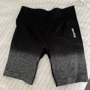 Gym shark ombré biker shorts
